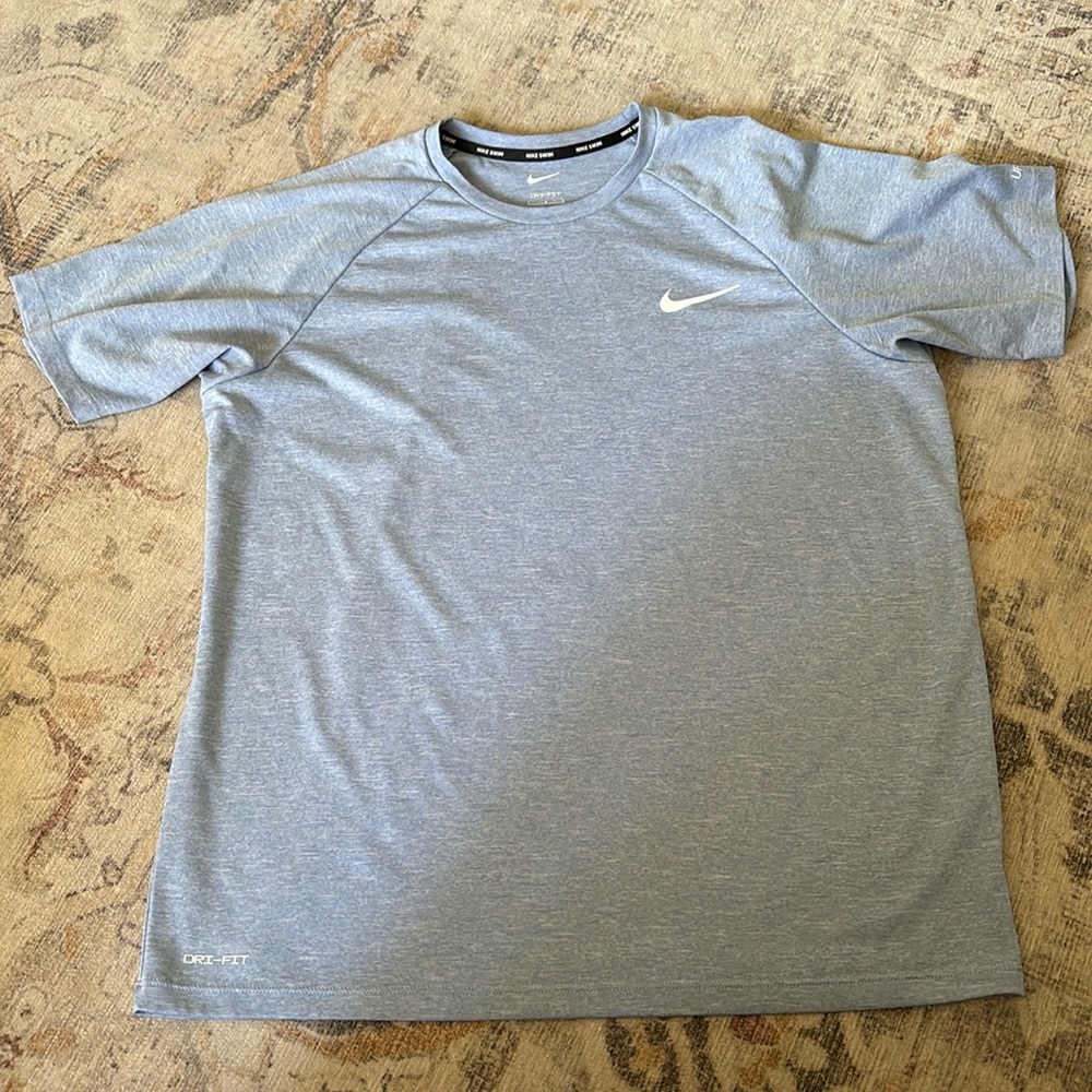 Nike t-shirt
